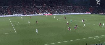 1770159536001009376.gif 巴萨001.gif